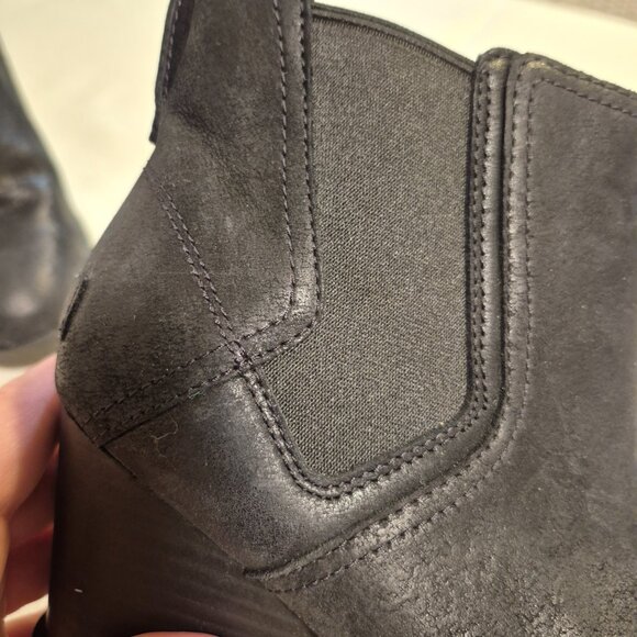 SOREL Heeled Ankle Boots - Picture 8 of 14
